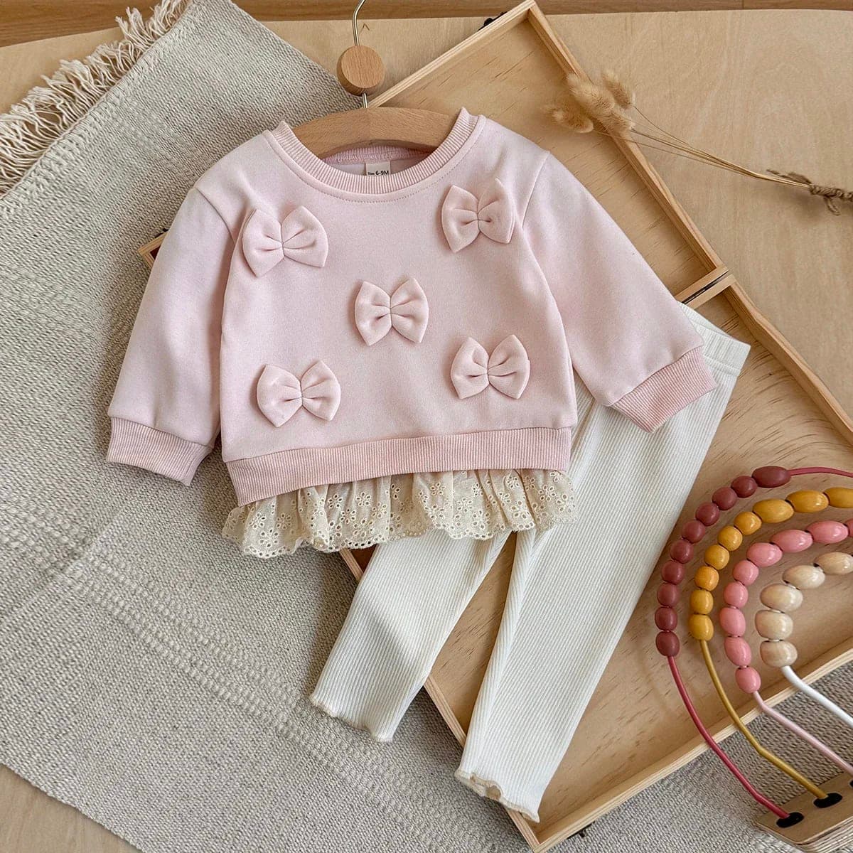 Conjunto Bebê Menina Laço 3D e Renda - Look Primavera/Outono Confortável TinySteps