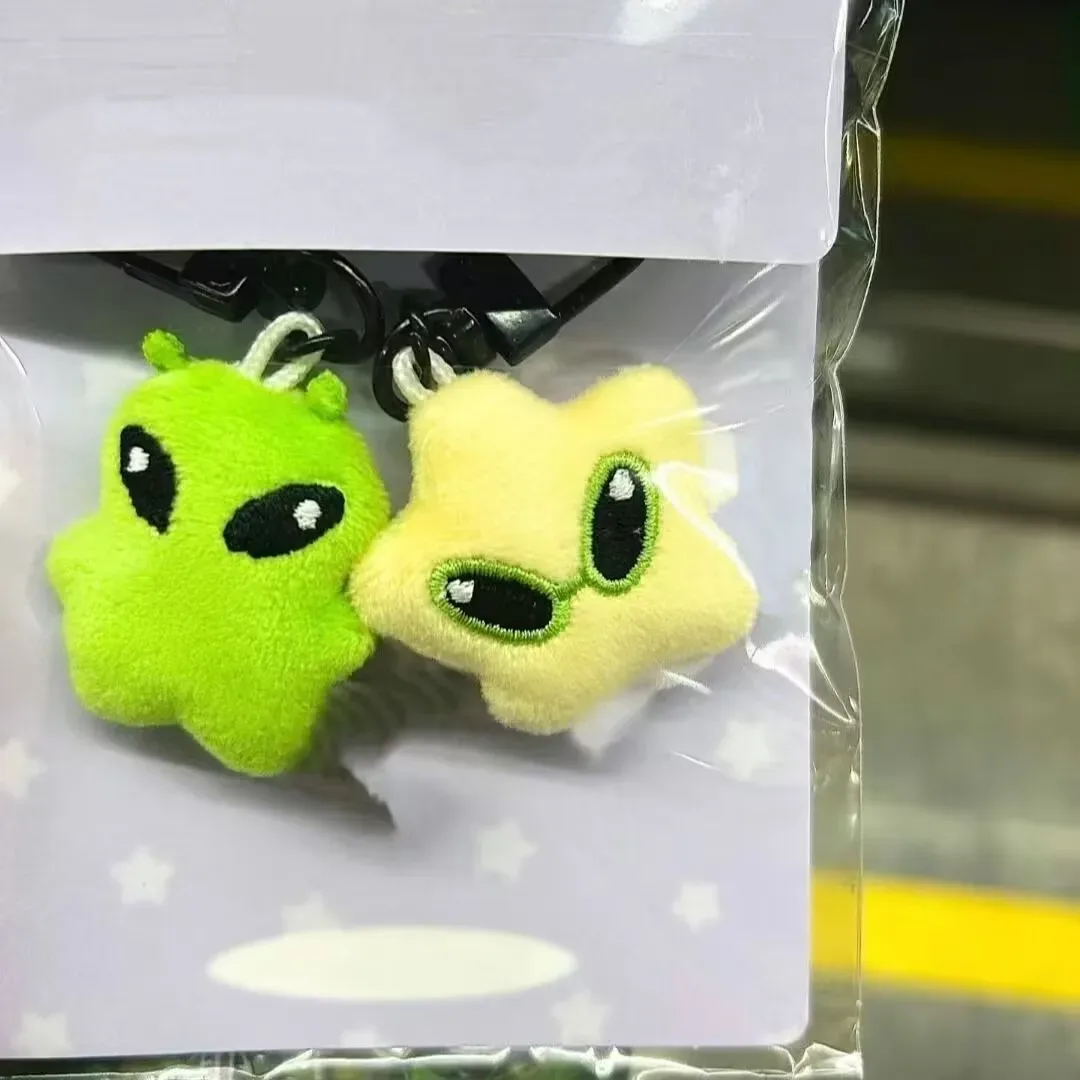 Chaveiro Pingente Boneca Estrelinha Fofa TinySteps para Mochila e Chaves - Diversão para Crianças — imagem 1