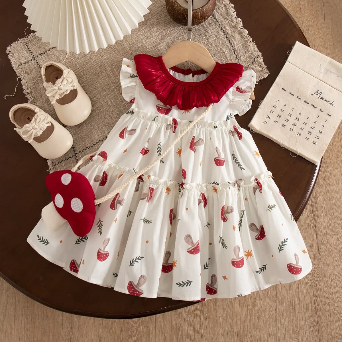 Vestido Infantil de Verão TinySteps com Estampa Divertida de Desenhos Animados | Algodão Macio para Meninas e Bebês