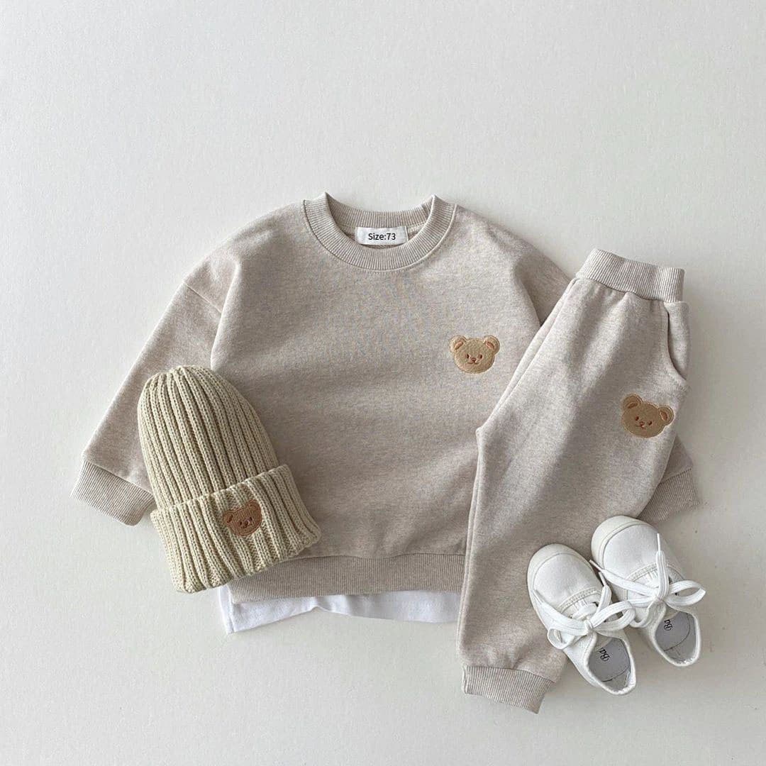 Conjunto Infantil Unissex de Moletom e Calça Urso Divertido TinySteps para Outono | Algodão Macio