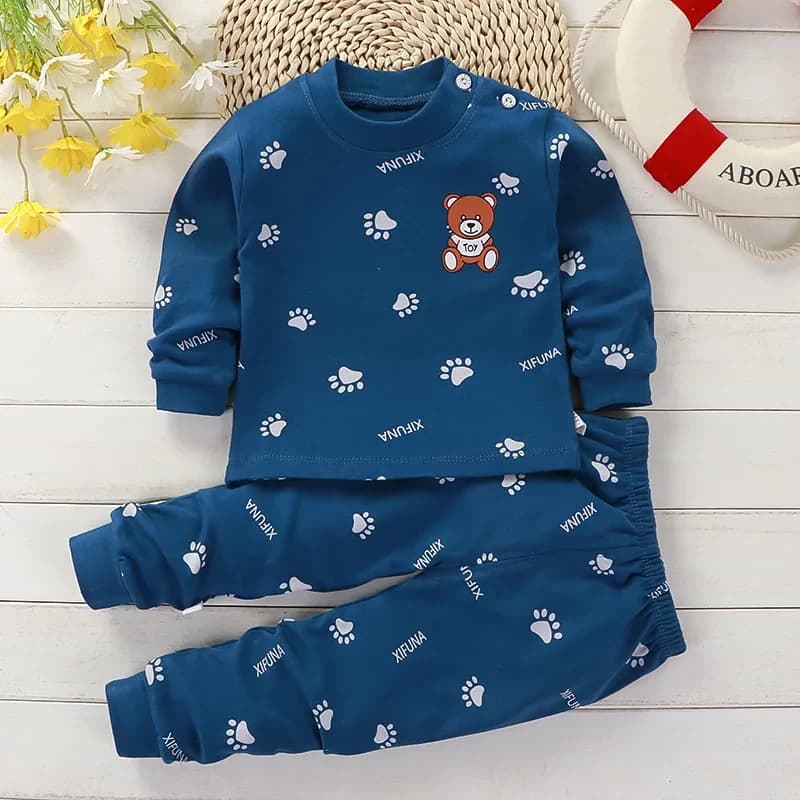 Pijama Infantil Unissex de Outono TinySteps: Conforto em Algodão para Noites Aconchegantes e Doces Sonhos — imagem 1