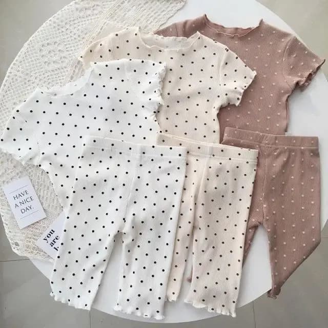 Pijama Infantil Flora TinySteps Verão Meninas - Conforto e Estilo em Algodão Macio para 1 a 8 Anos — imagem 1